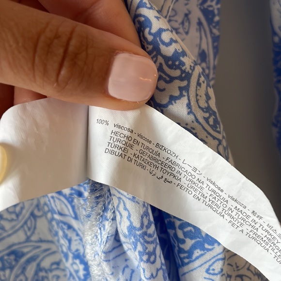 Light blue button down paisley light weight collared top - Picture 7 of 8